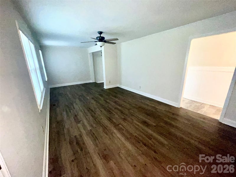 3200 Markland Dr, Charlotte, NC 28208