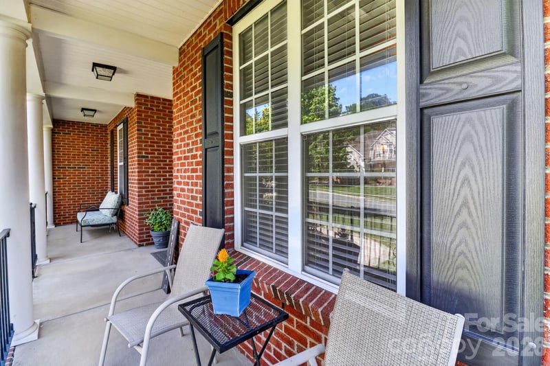 10011 King George Ln, Waxhaw, NC 28173