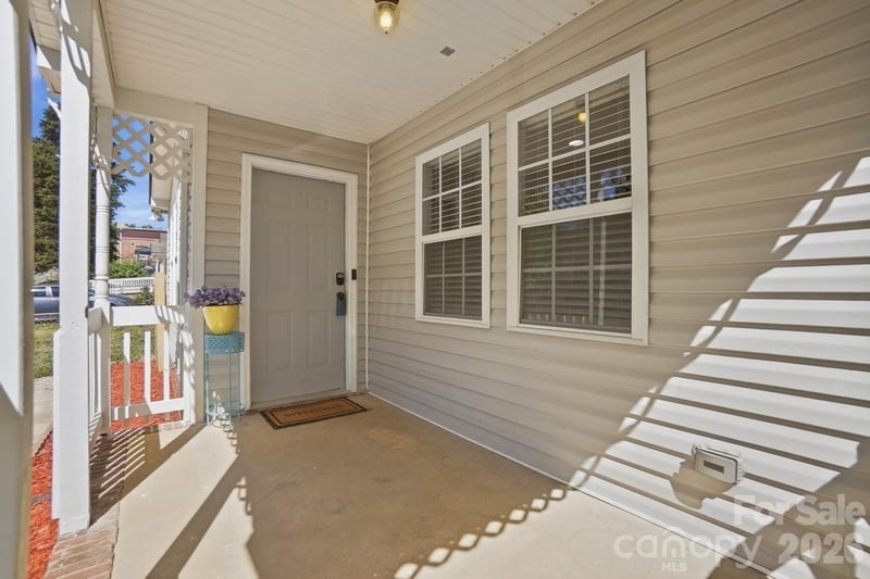906 Key St, Charlotte, NC 28208
