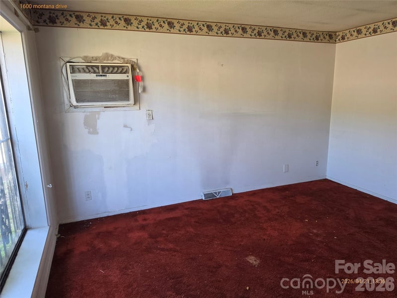 1600 Montana Dr, Charlotte, NC 28216