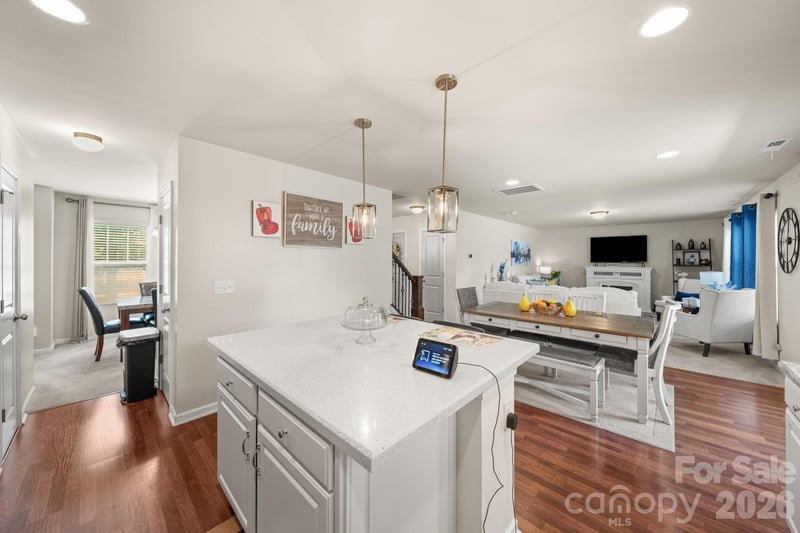 6514 Glenmoor Dr, Charlotte, NC 28214