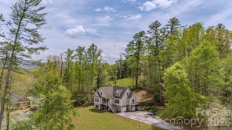 27 Garland Ball Dr, Alexander, NC 28701