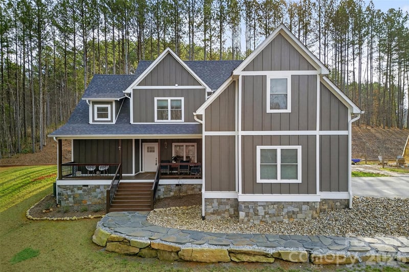 201 Wright Rd, Marion, NC 28752