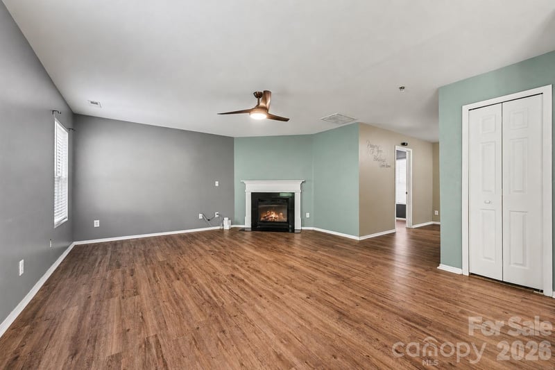 9423 Swallow Tail Ln, Charlotte, NC 28269