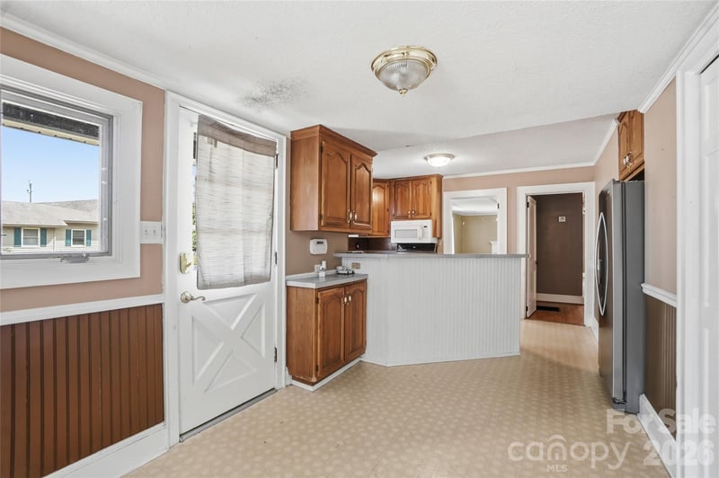 208 Jackson Ter, Clover, SC 29710