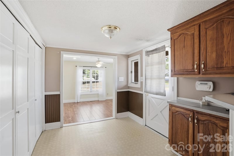 208 Jackson Ter, Clover, SC 29710