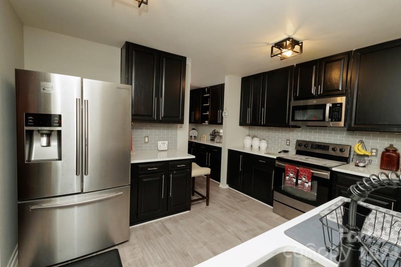 6135 Blue Ash Ln, Charlotte, NC 28215