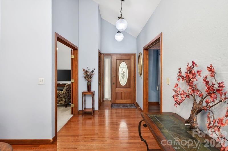 114 Timber Creek Rd, Laurel Park, NC 28739