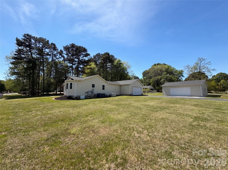 101 Forest Meadow Ln, Salisbury, NC 28144