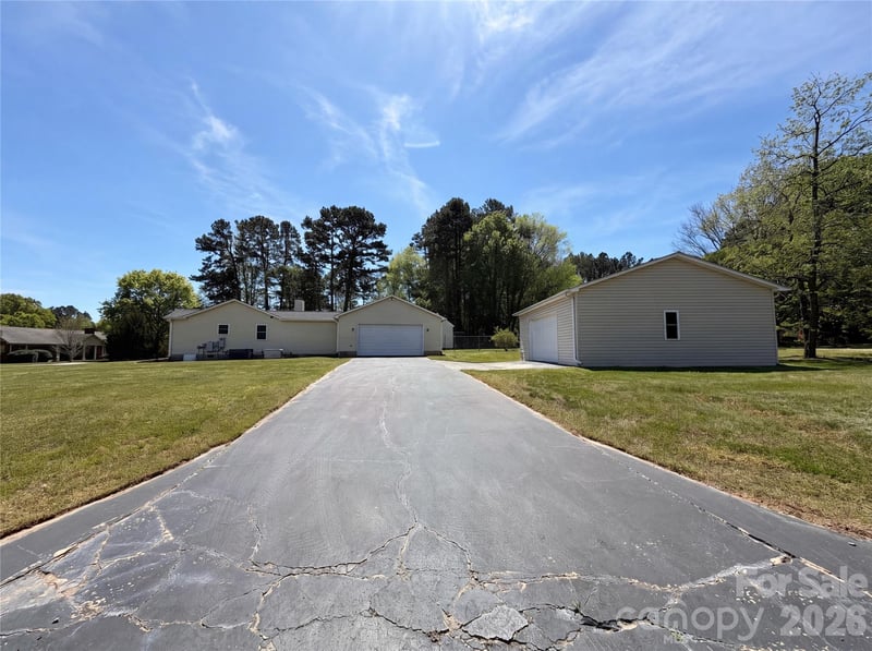 101 Forest Meadow Ln, Salisbury, NC 28144