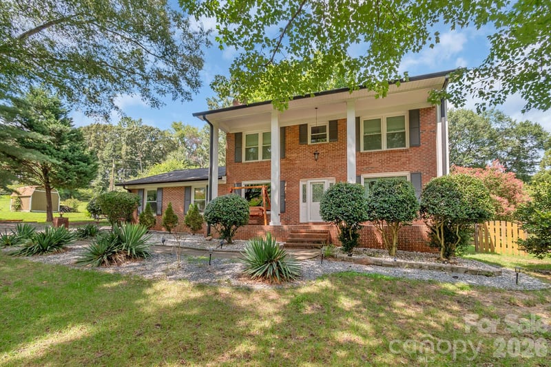 6070 Ferncliff Dr, Concord, NC 28027