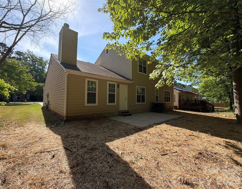 6017 Black Bear Ct, Charlotte, NC 28214
