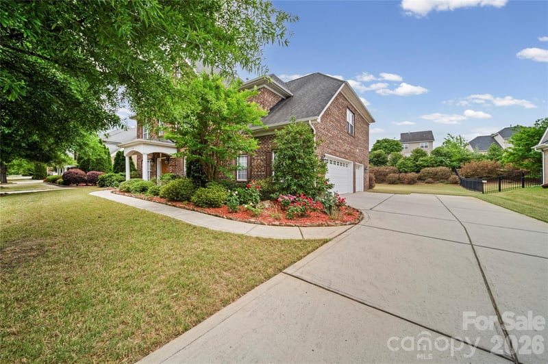 8734 Savannah Rd #137, Harrisburg, NC 28075
