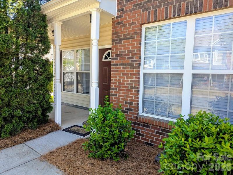 10932 Stone Trail Rd, Charlotte, NC 28213