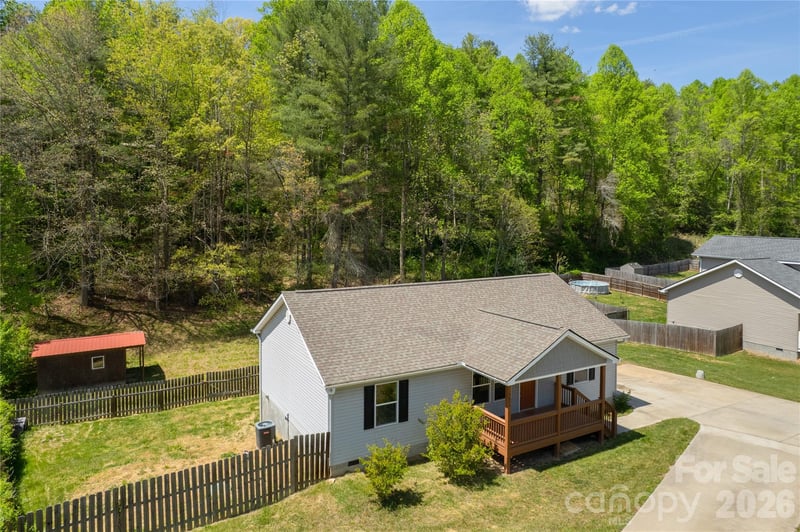 3674 New Leicester Hw, Leicester, NC 28748