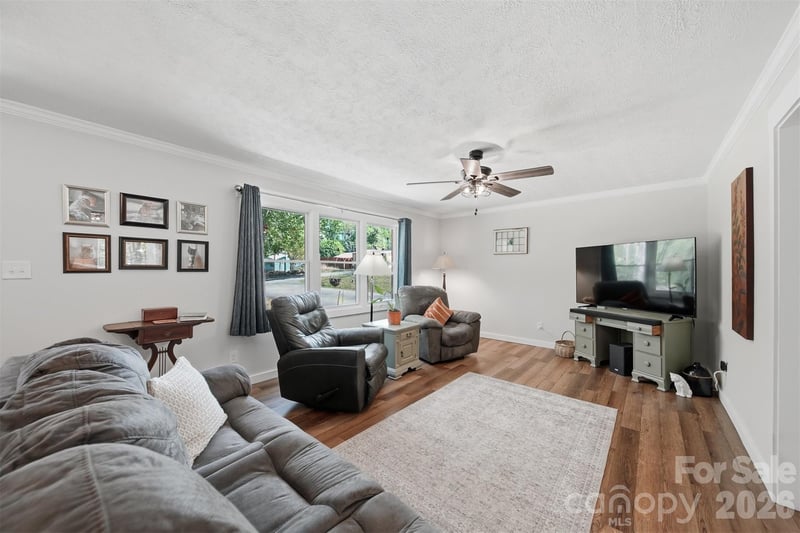 3441 Spencer Heights Pl, Lenoir, NC 28645