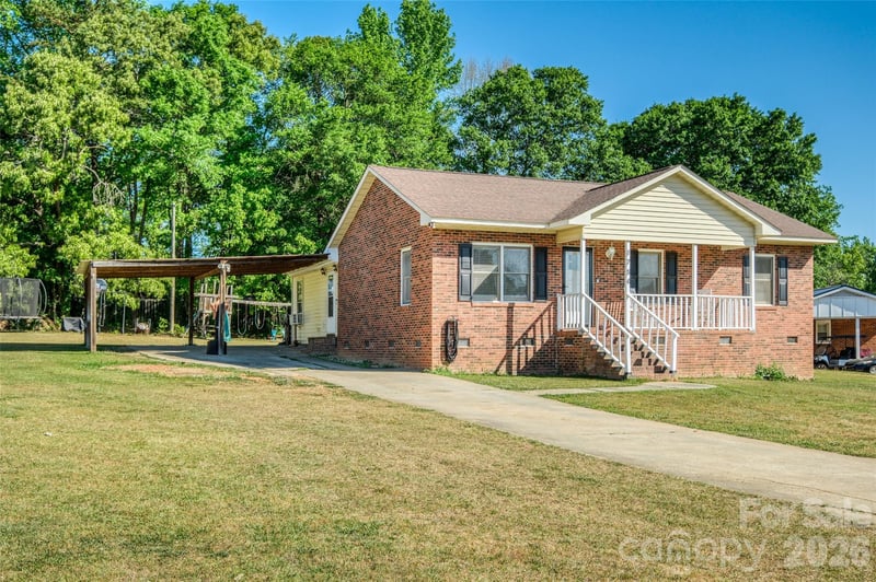 1704 Williams Cir, Lancaster, SC 29720