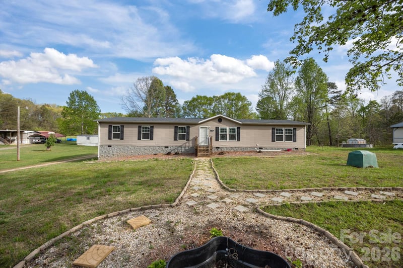 188 Low Ln, Statesville, NC 28677