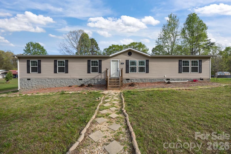188 Low Ln, Statesville, NC 28677