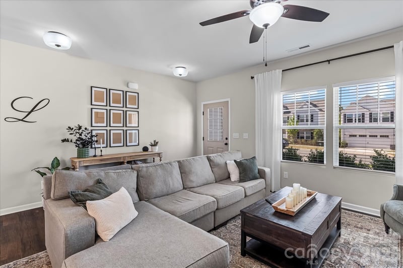 174 Parkmont Dr, Troutman, NC 28166