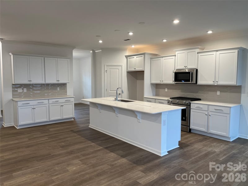 12109 Bradshaw Ct, Charlotte, NC 28278