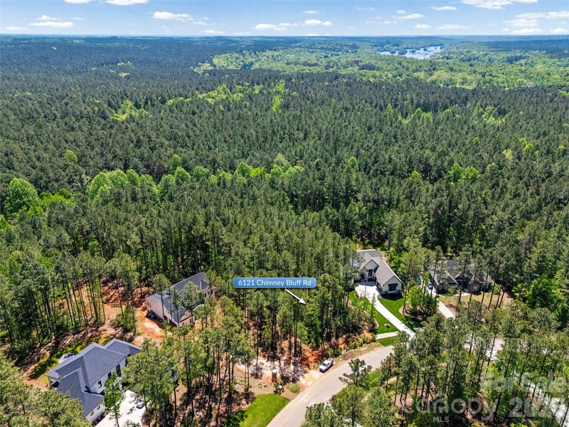 6121 Chimney Bluff Rd #6, Lancaster, SC 29720