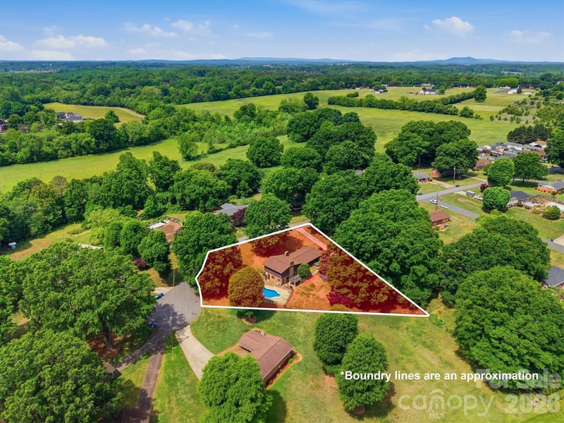 3634 Brookwood Dr, Maiden, NC 28650