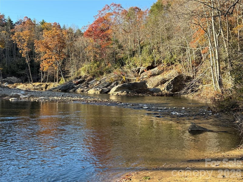 0000 Halls Chapel Rd, Burnsville, NC 28714