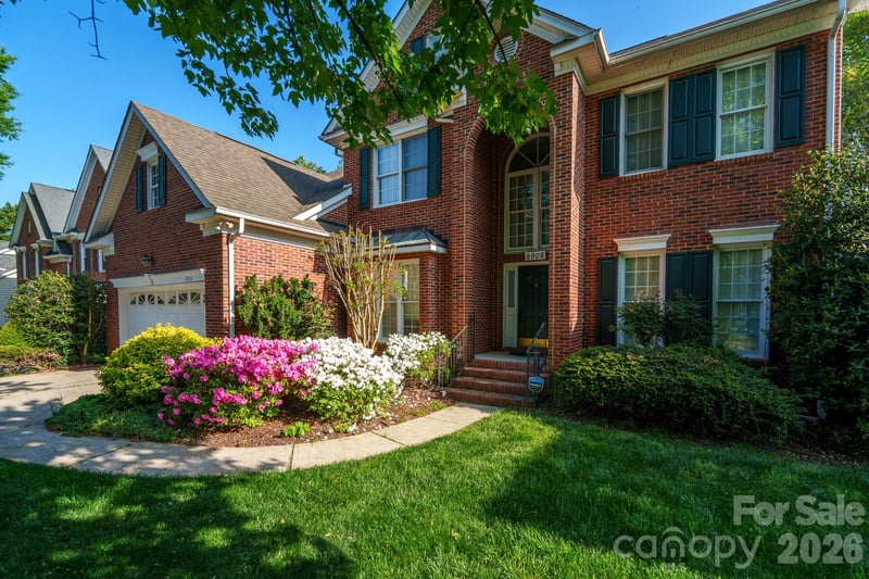 8908 Leinster Dr, Charlotte, NC 28277