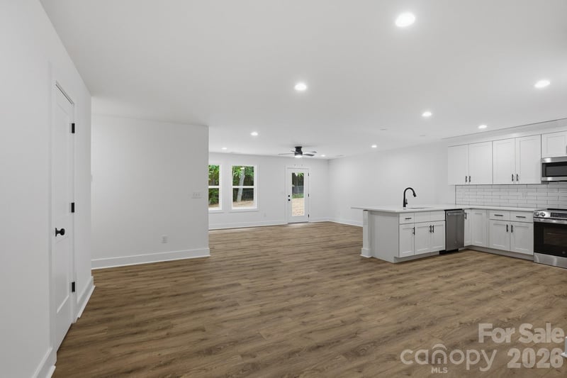 505 Randa Dr, Statesville, NC 28625