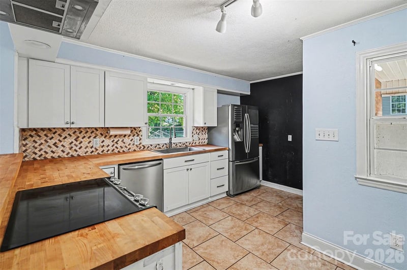 126 Terrace Rd, Mooresville, NC 28117
