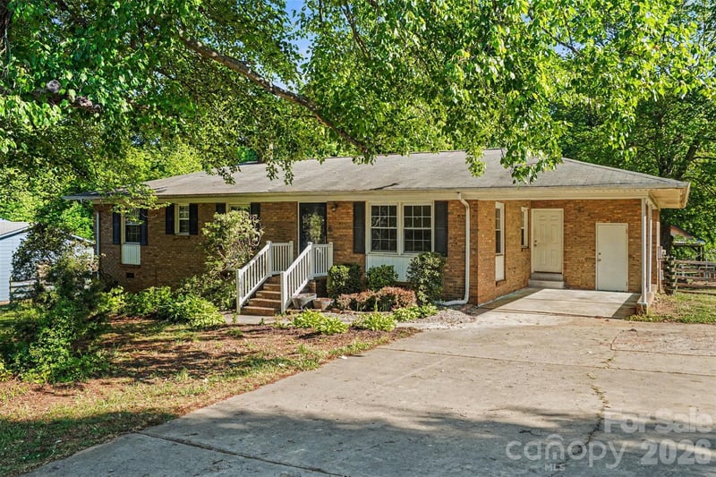 126 Terrace Rd, Mooresville, NC 28117