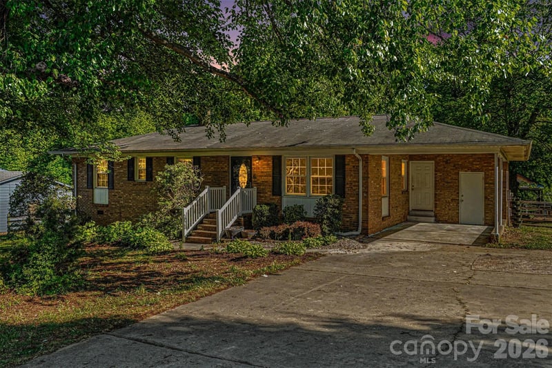 126 Terrace Rd, Mooresville, NC 28117