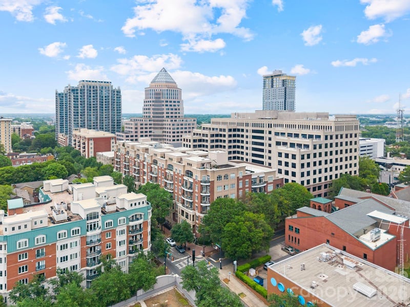 400 Church St #213, Charlotte, NC 28202