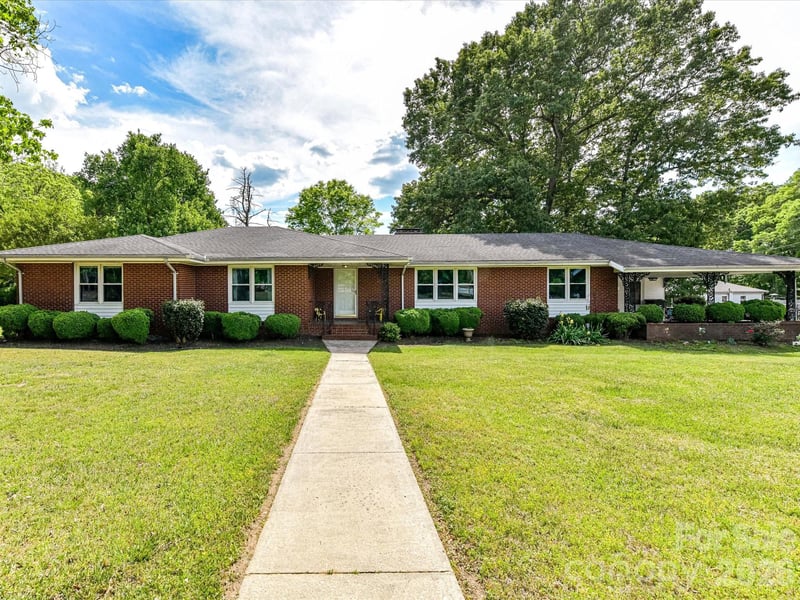 115 Charles St, Spencer, NC 28159