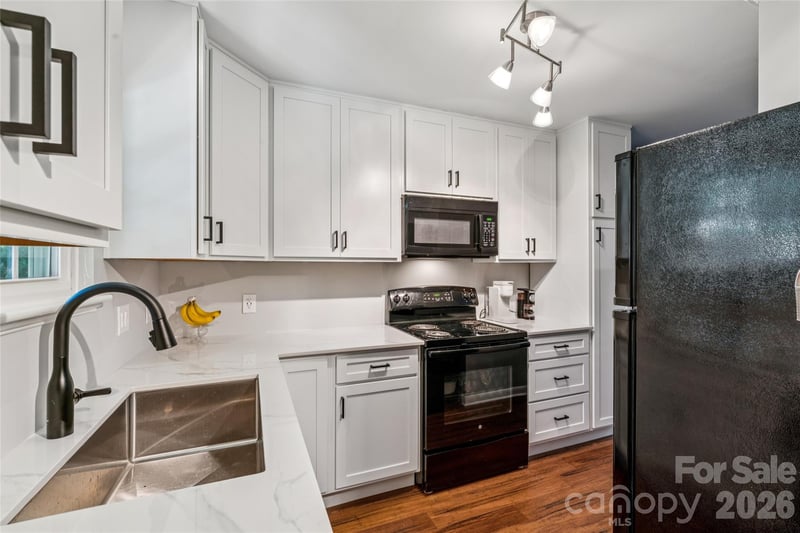 3252 Heathstead Pl, Charlotte, NC 28210