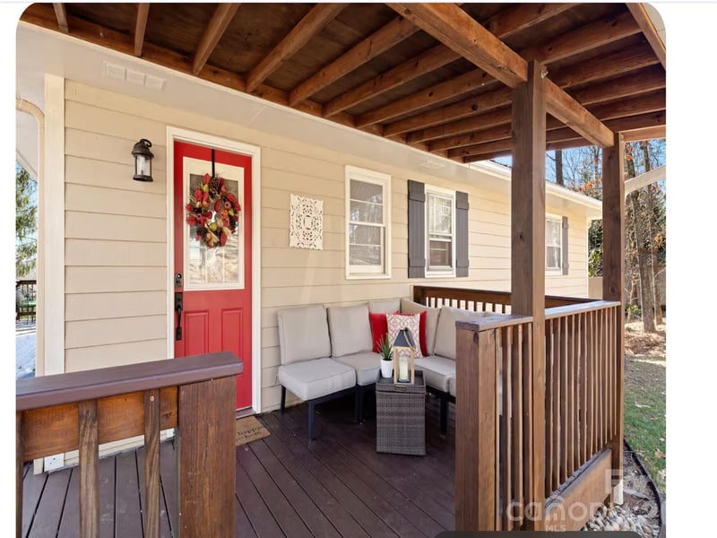 502 Long Shoals Rd, Arden, NC 28704