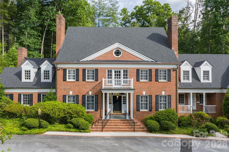 14 Brookside Rd, Asheville, NC 28803