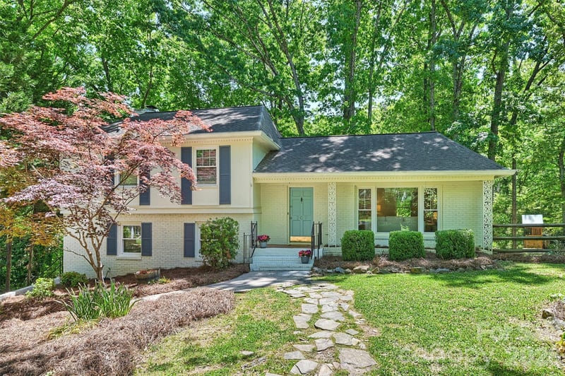 207 Byswick Pl, Charlotte, NC 28270