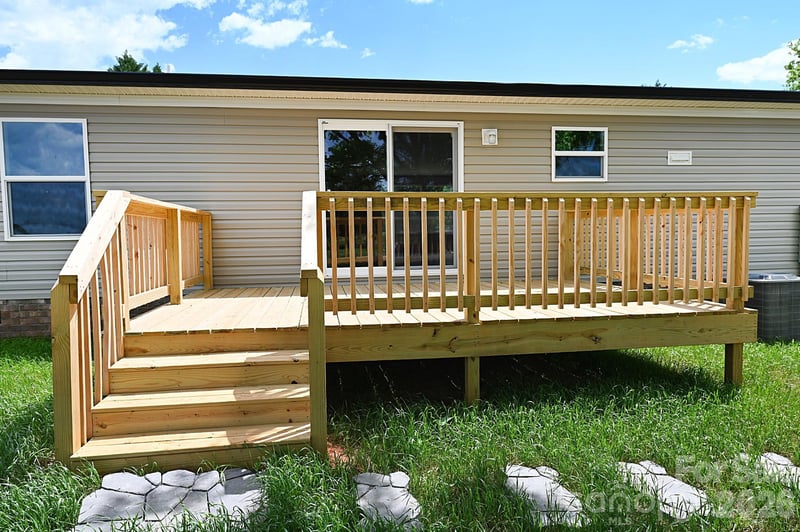 115 Stonydell Dr, Stony Point, NC 28678
