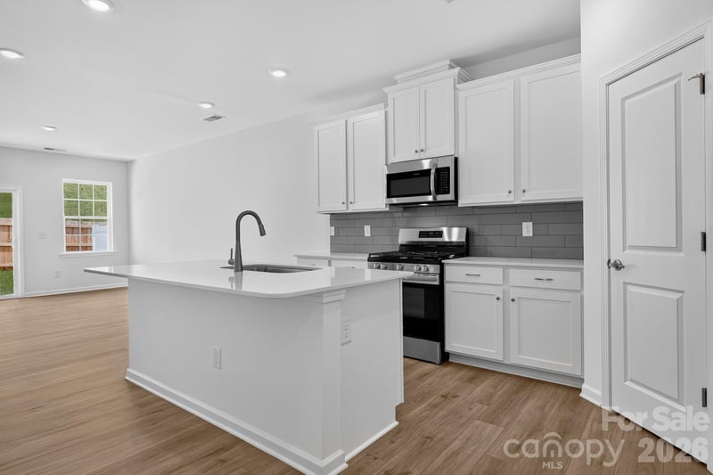 8140 Mcgarry Trl #200, Charlotte, NC 28214