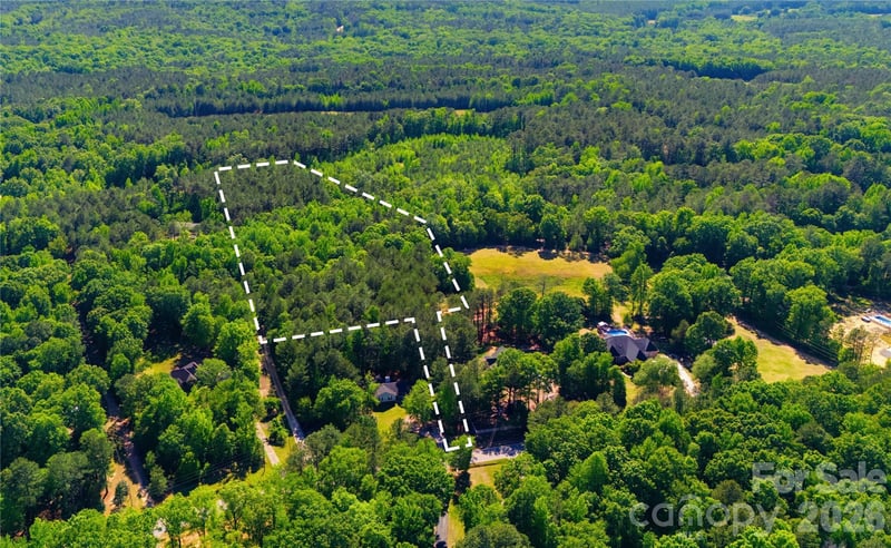 417 Sessions Rd, Elgin, SC 29045