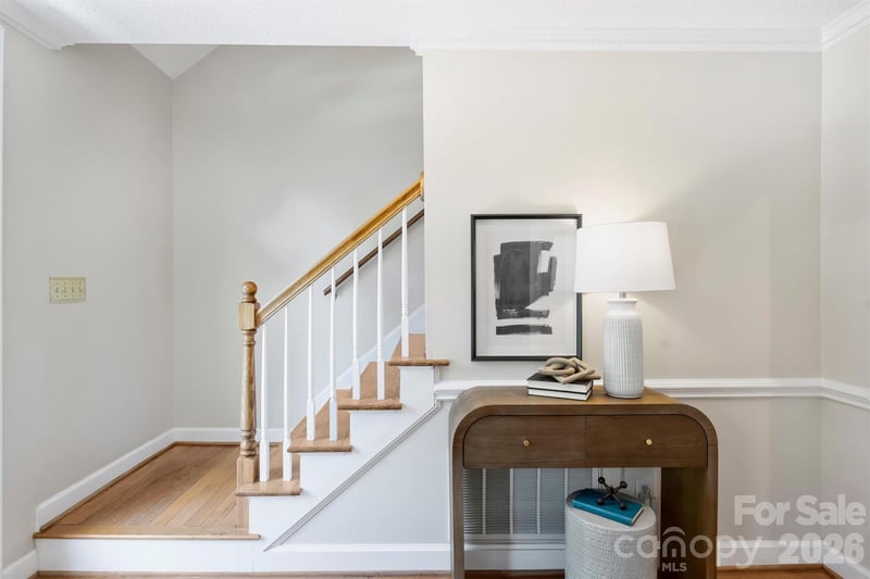 4013 Bridgewood Ln, Charlotte, NC 28226