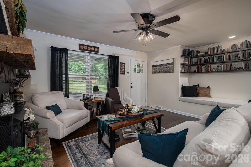1529 Home Trl, Lincolnton, NC 28092