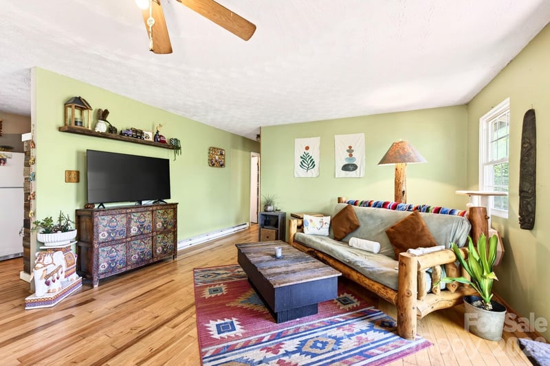 190 Shope Creek Rd, Asheville, NC 28805