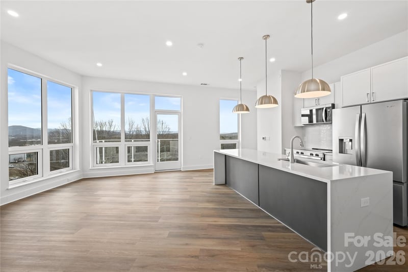 123 Haywood St #401, Asheville, NC 28801