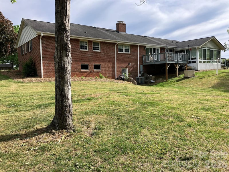 151 Lincoln Rd, Forest City, NC 28043