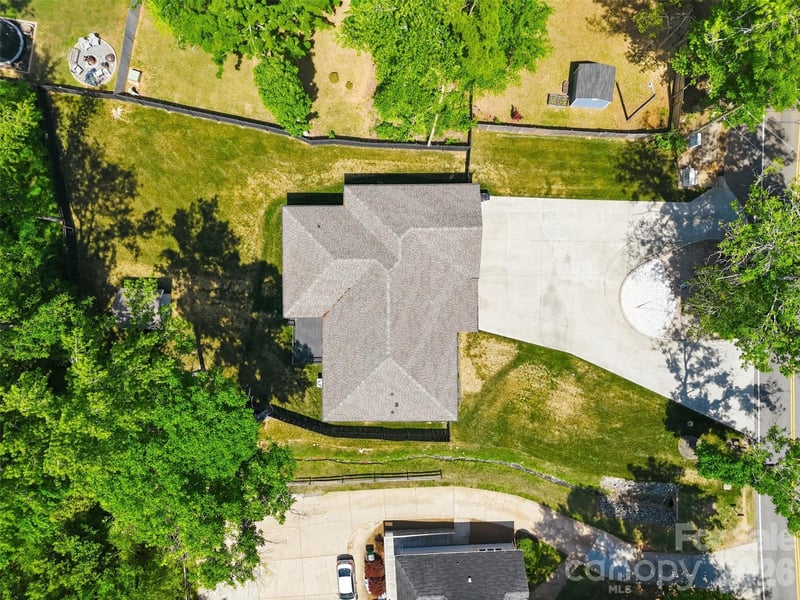 5330 Tuckaseegee Rd, Charlotte, NC 28208
