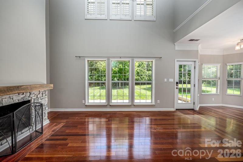 107 Monterey Dr, Mooresville, NC 28117