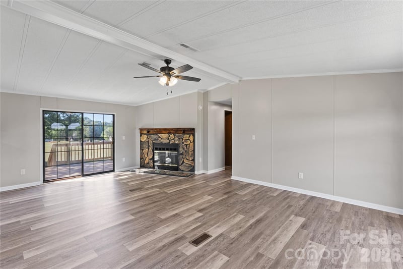 8511 Cloverfield Dr, Kannapolis, NC 28081